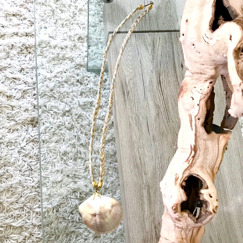 STUNNING ABALONE SHELL 🐚 NECKLACE